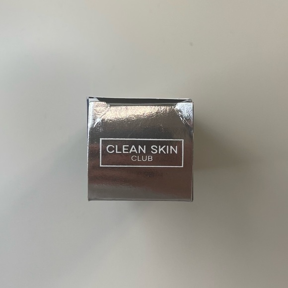 Clean Skin Club - Vitamin C Brightening Booster - Picture 6 of 6